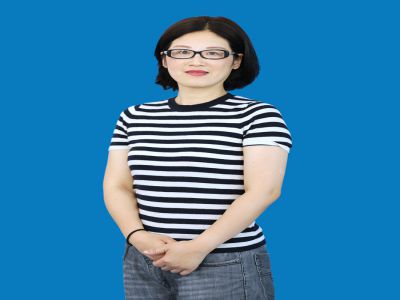 曾硯：音樂教師，高級教師，西南大學(xué)畢業(yè)，浙江省浙派名師。獲得·教育部全國音樂教教師基本功大賽二等獎，溫州市骨干教師，溫州市音樂優(yōu)質(zhì)課一等獎，溫州市藝術(shù)優(yōu)秀指導(dǎo)師，區(qū)優(yōu)秀教師，區(qū)教育系統(tǒng)工會先進(jìn)個(gè)人