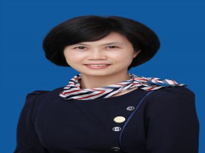 彭克利:小學(xué)部語文,高級(jí)教師，全國“千名優(yōu)秀班主任”，新教育實(shí)驗(yàn)先進(jìn)個(gè)人，長壽區(qū)語文“名教師”，長壽區(qū)人事考評專家，長壽區(qū)“長壽工匠”